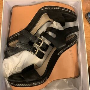 Chloe “it girl” wedges , size 39